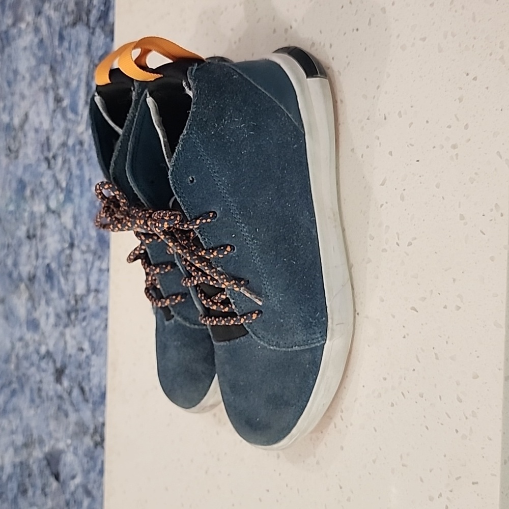 Converse suede blue sneakers